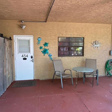 Five Elements Lodge B&B With Outdoor Spa Fernwood Exterior photo